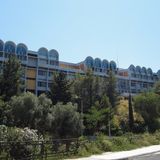 ΤΟ ΜΑΘΗΜΑ ΤΩΝ ΘΡΗΣΚΕΥΤΙΚΩΝ ΕΙΝΑΙ ΓΕΦΥΡΑ, ΟΧΙ ΤΕΙΧΟΣ - ΤΟΠΟΘΕΤΗΣΗ ΤΟΥ ΚΟΣΜΗΤΟΡΑ ΤΗΣ ΘΕΟΛΟΓΙΚΗΣ ΣΧΟΛΗΣ Ε.Κ.Π.Α. ΓΙΑ ΤΟ ΠΕΡΙΣΤΑΤΙΚΟ ΣΤΟ ΛΑΥΡΙΟ 
