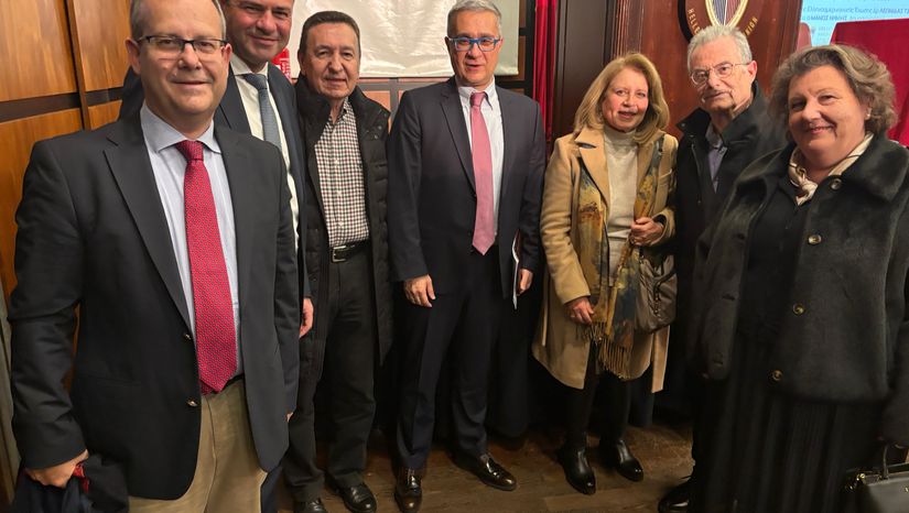 ME ΑΠΟΛΥΤΗ ΕΠΙΤΥΧΙΑ ΠΡΑΓΜΑΤΟΠΟΙΗΘΗΚΕ Η ΠΑΡΟΥΣΙΑΣΗ ΤΟΥ ΒΙΒΛΙΟΥ ΤΟΥ ΚΑΘΗΓΗΤΗ Μ. ΜΑΡΙΟΡΑ «ΤΟ ΙΣΛΑΜ ΑΠΟ ΤΑ ΒΑΛΚΑΝΙΑ ΣΤΗΝ ΕΥΡΩΠΗ (;) ΤΟ ΖΗΤΟΥΜΕΝΟ ΤΗΣ ΙΣΛΑΜΙΚΗΣ ΕΥΡΩΠΑΪΚΟΤΗΤΑΣ»